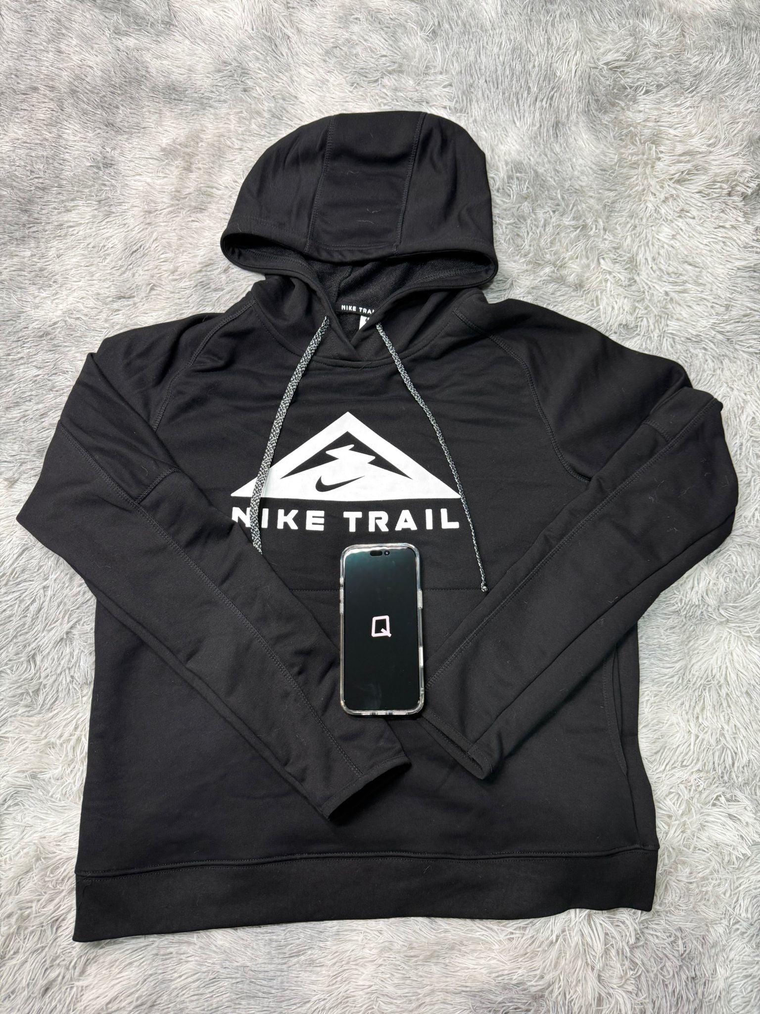 Nike Trail Pull